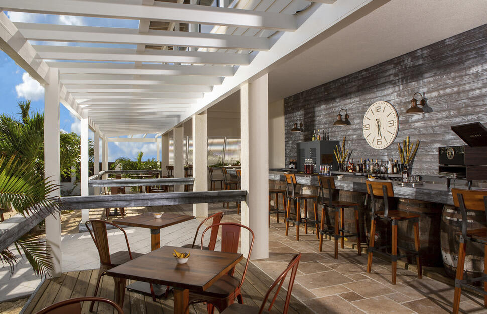 Nobody Knows rum bar