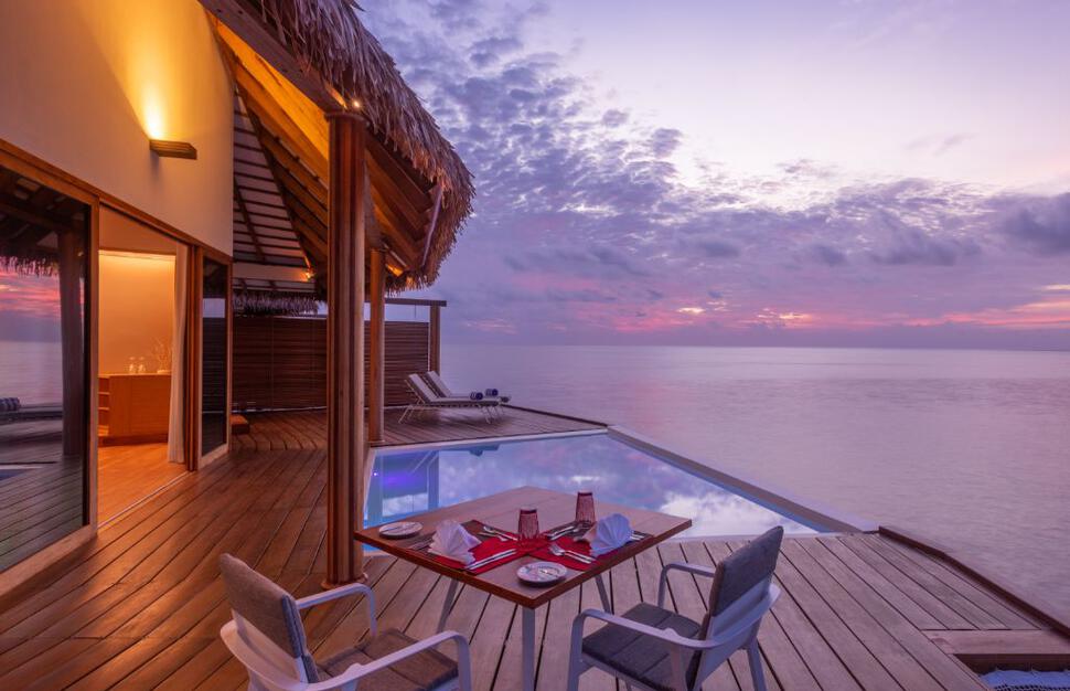 Water Suites with Pool