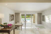 Grand Swim-Up Suite