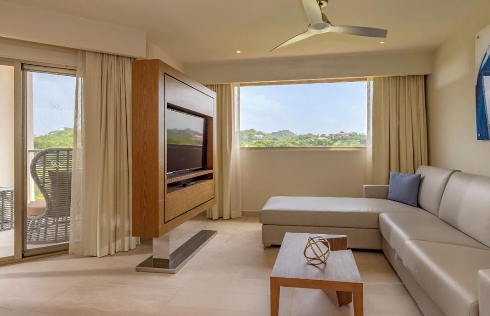 Luxury Presidential One Bedroom Suite