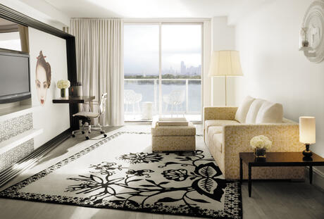 1-Bedroom Suite with balcony