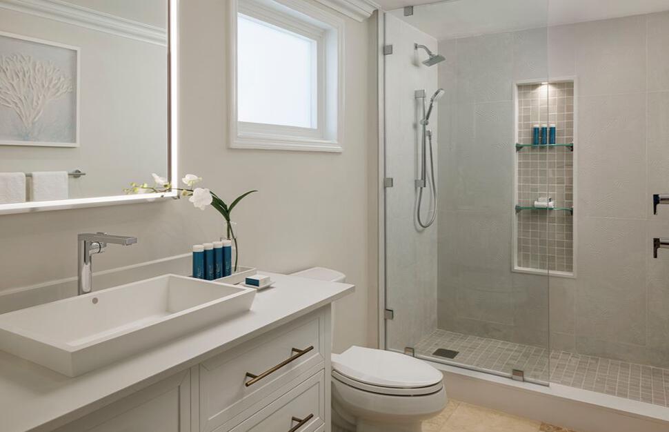 One Bedroom Poolside Butler Villa Suite