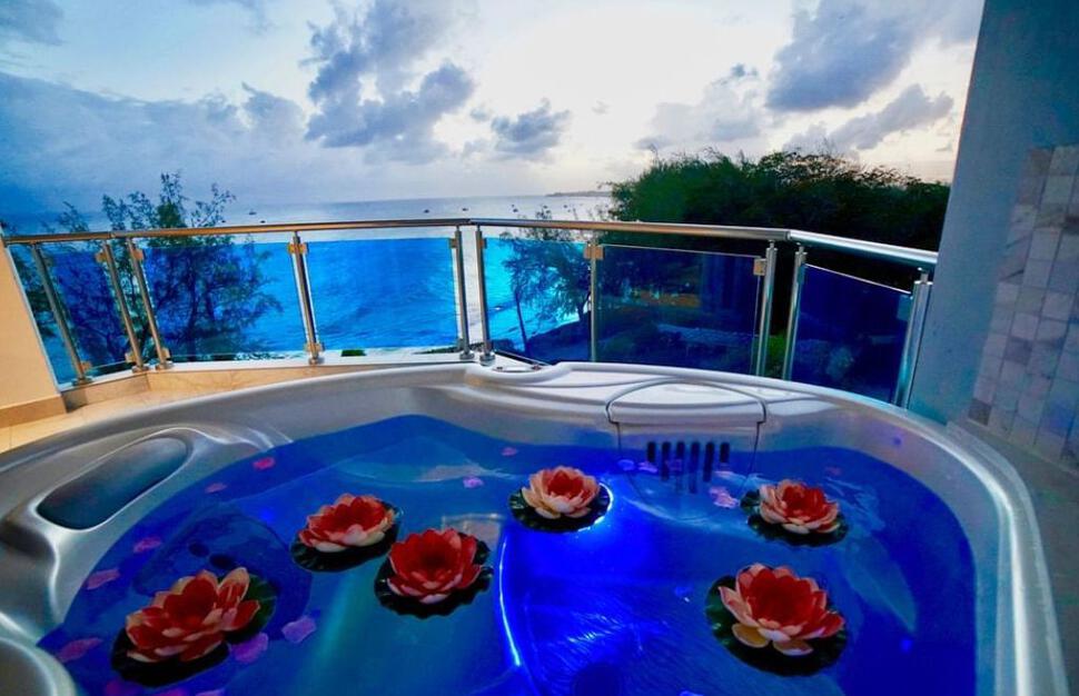 Balcony Spa Pool