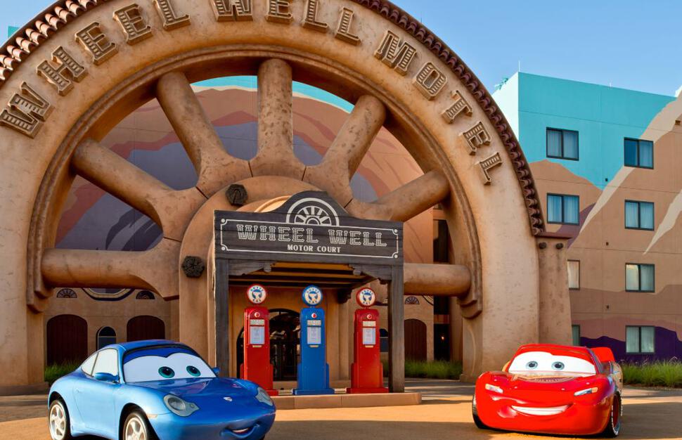 Wheel Well Motel theming