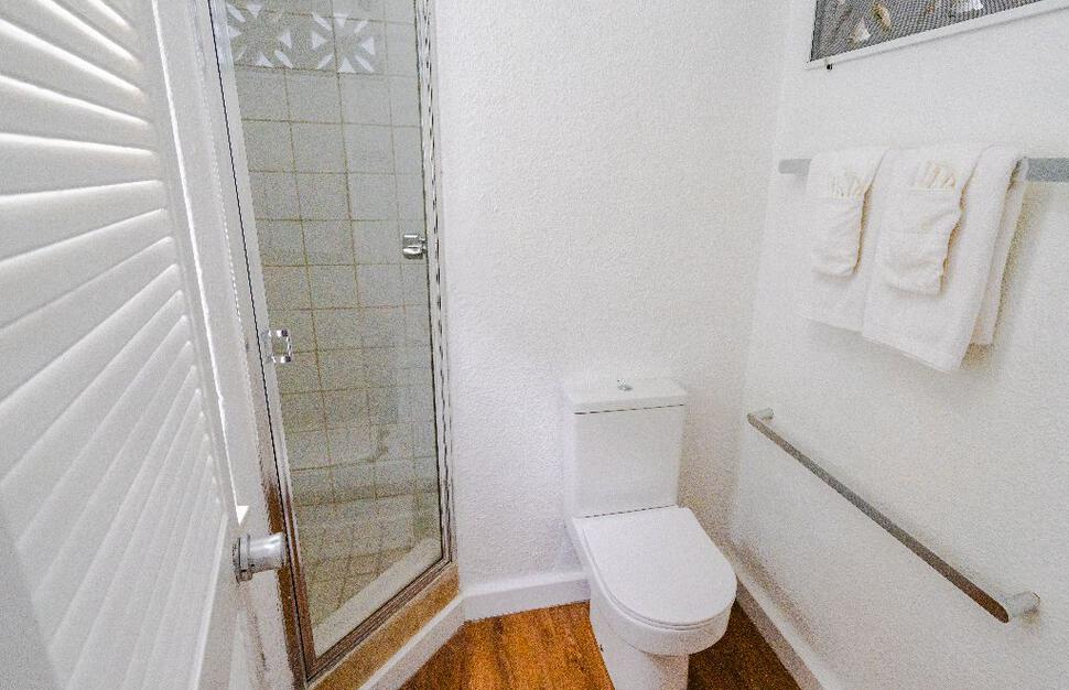 Superior King Bathroom