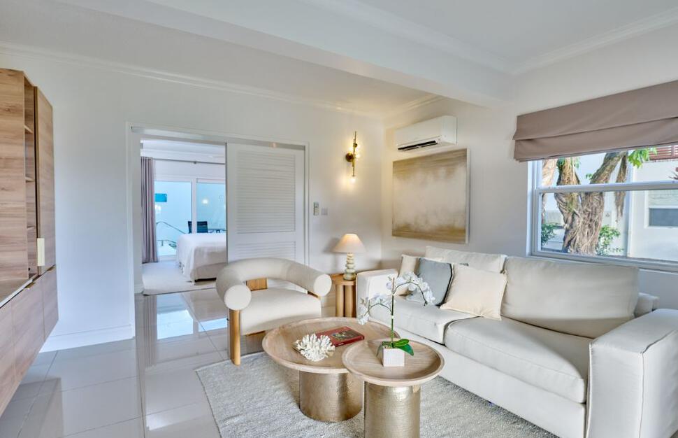 Pool Suite