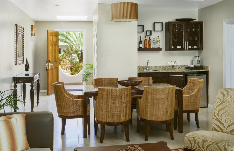 One Bedroom (Cinnamon/Saffron) Beach Suite