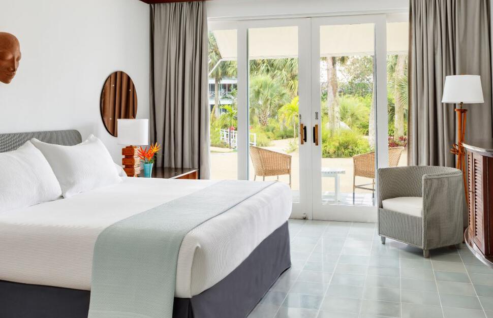 Deluxe Beachfront Room