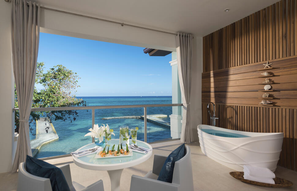 Beachfront Millionaire One-Bedroom Butler Suite with Tranquility Soaking Tub