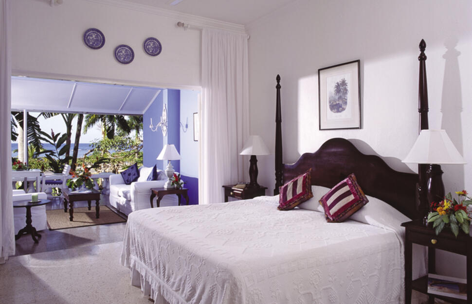 Deluxe Verandah Suite