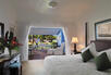 Deluxe Verandah Suite