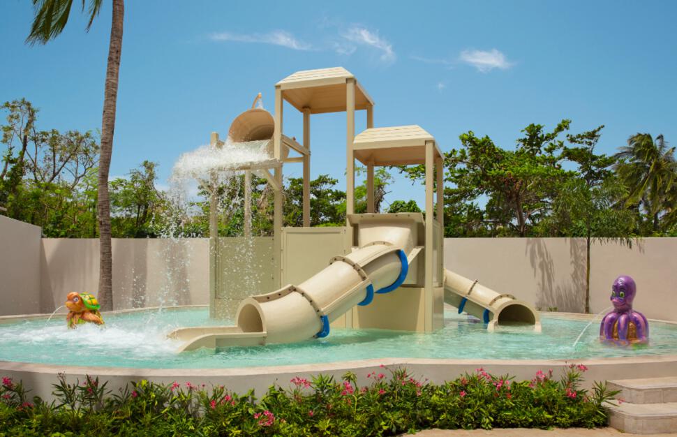 Explorer's Club Waterpark