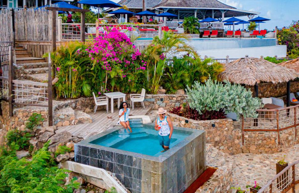 Romance pool