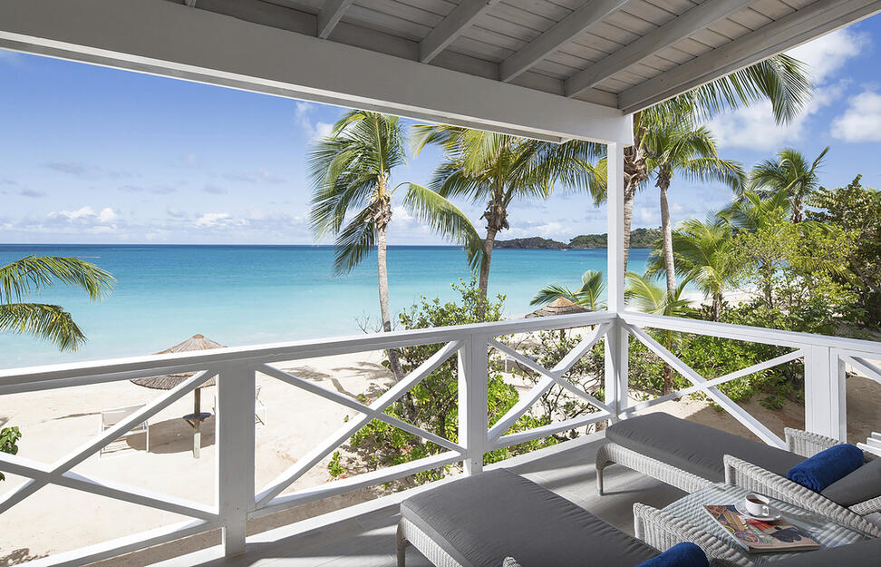 Deluxe Beachfront Room