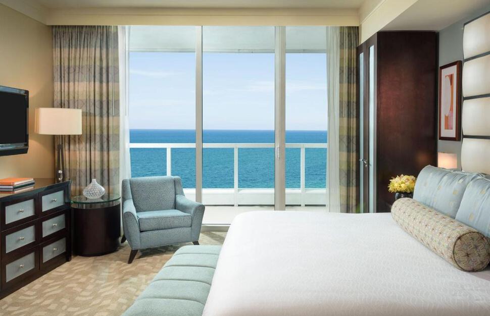 Sorrento Ocean Front Junior Suite