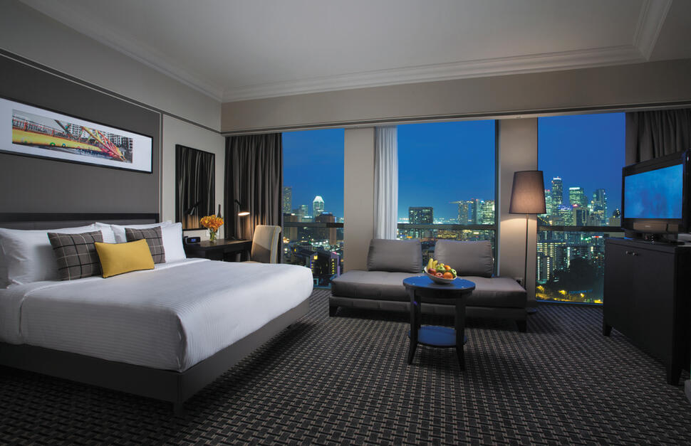 Club Deluxe Bayview Room