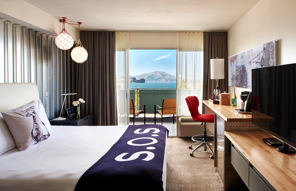 Bay View Deluxe King Room