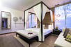Jacuzzi Pool Suite