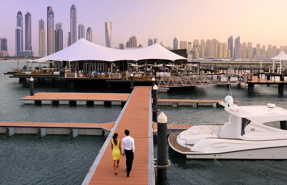 101 Dining Lounge and Marina