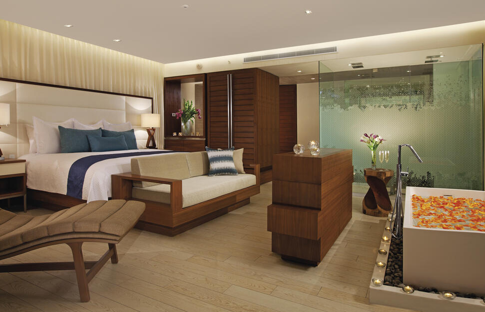 Honeymoon Suite Ocean Front