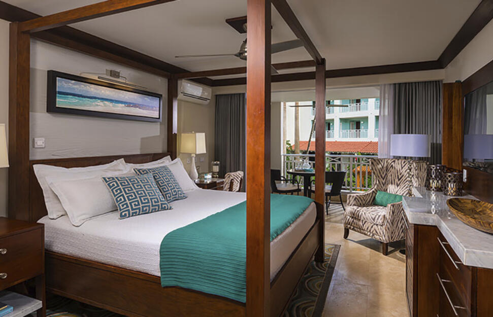Caribbean Village Premium Room