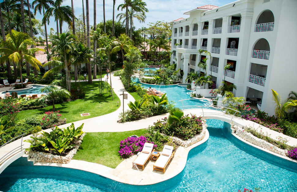 Crystal Lagoon Village