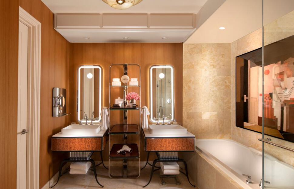 Resort and Tower Room Bathrooms
