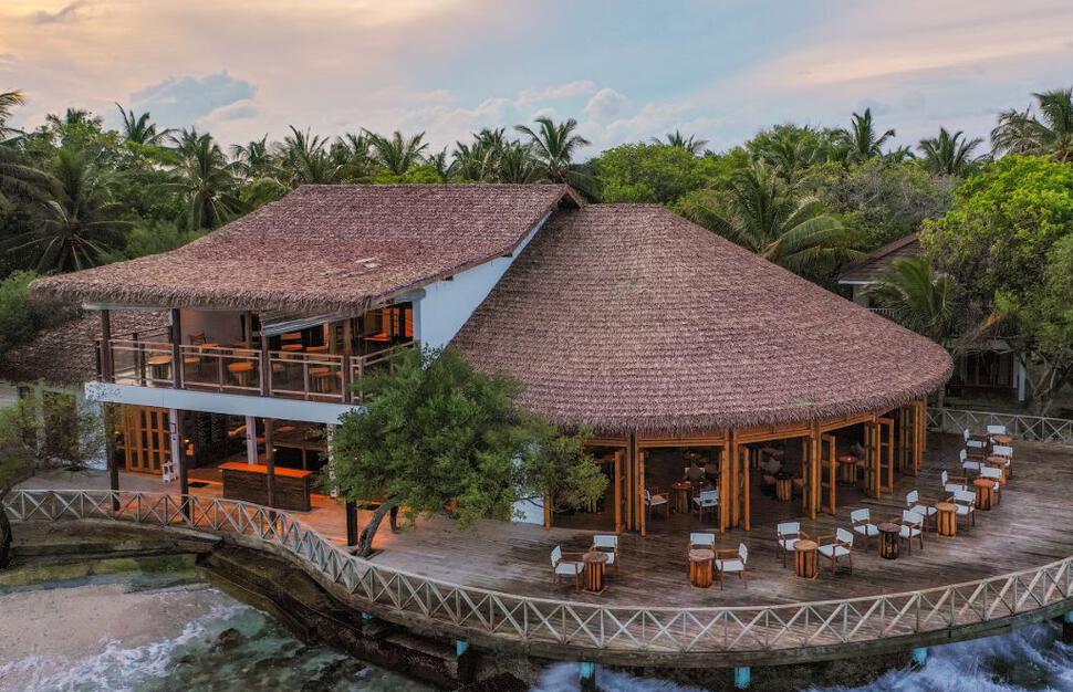 Raiyvilla Bar