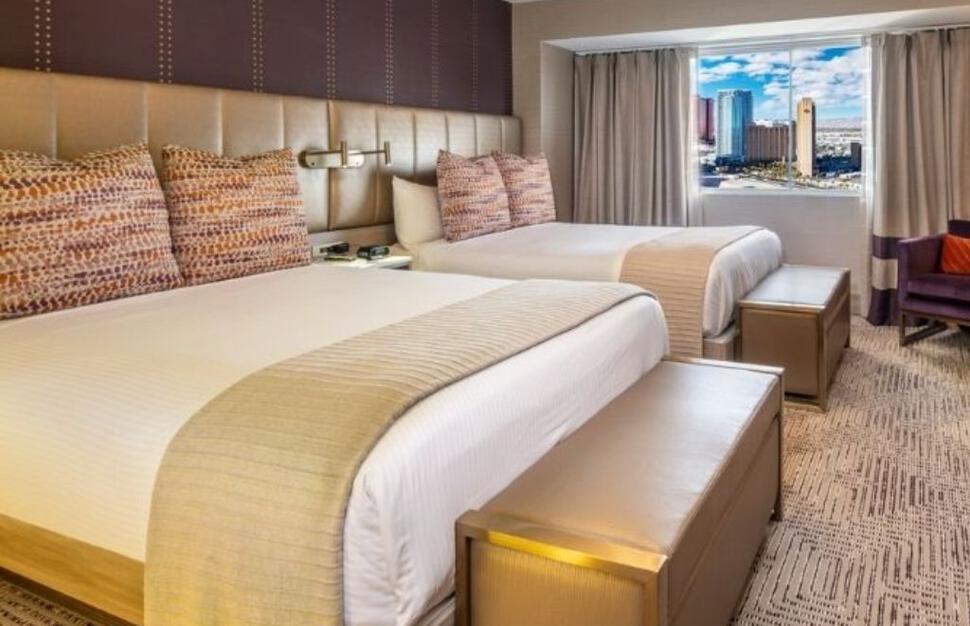 Marra Style Queen Room