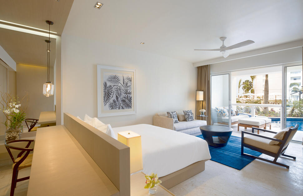 Swim-up Junior Suite