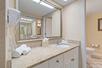 Premium Room Bathroom