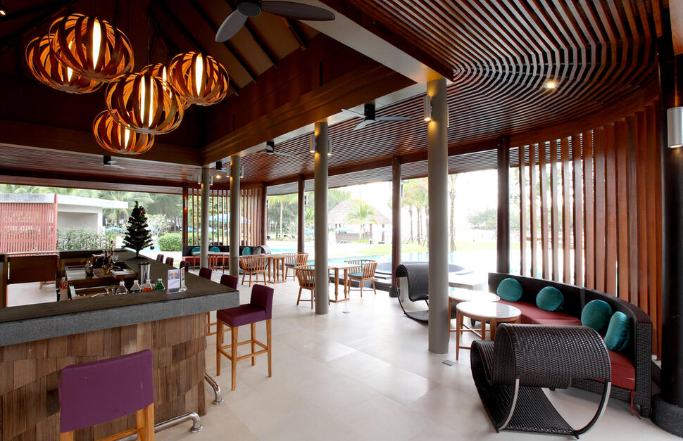 Horizon Bar