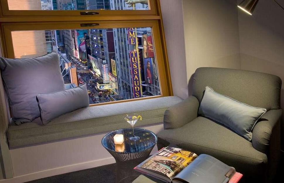 Grand Deluxe King Room