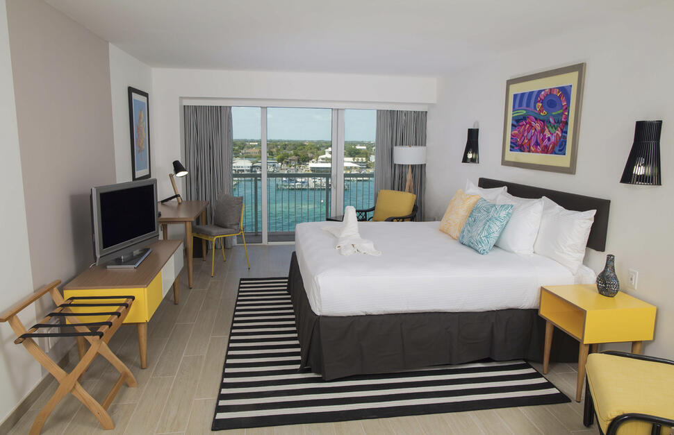 Harbour Deluxe Balcony Room