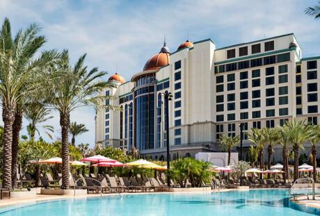 Universal Helios Grand Hotel