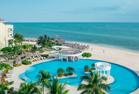 IBEROSTAR Selection Rose Hall Suite