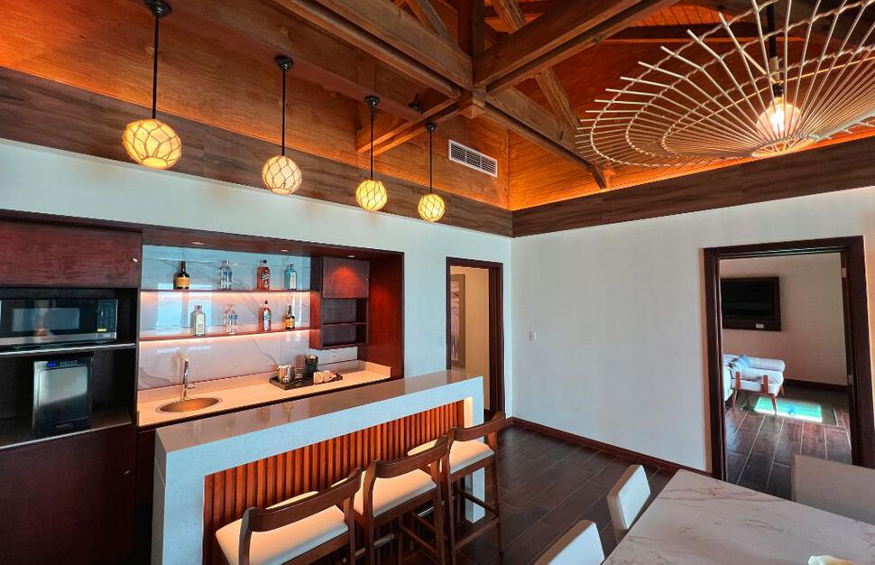 Chairman/Luxury Presidential Sunset Overwater Suite