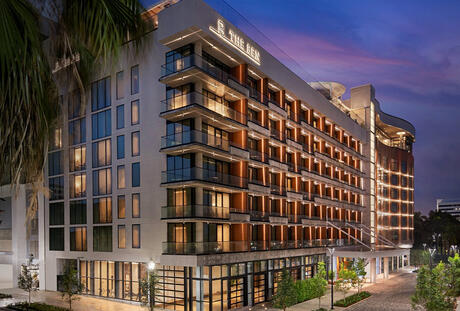 The Ben, Autograph Collection