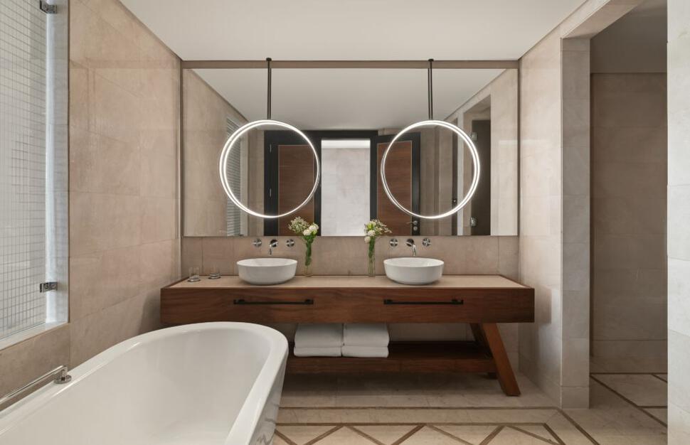 Deluxe Garden View Room