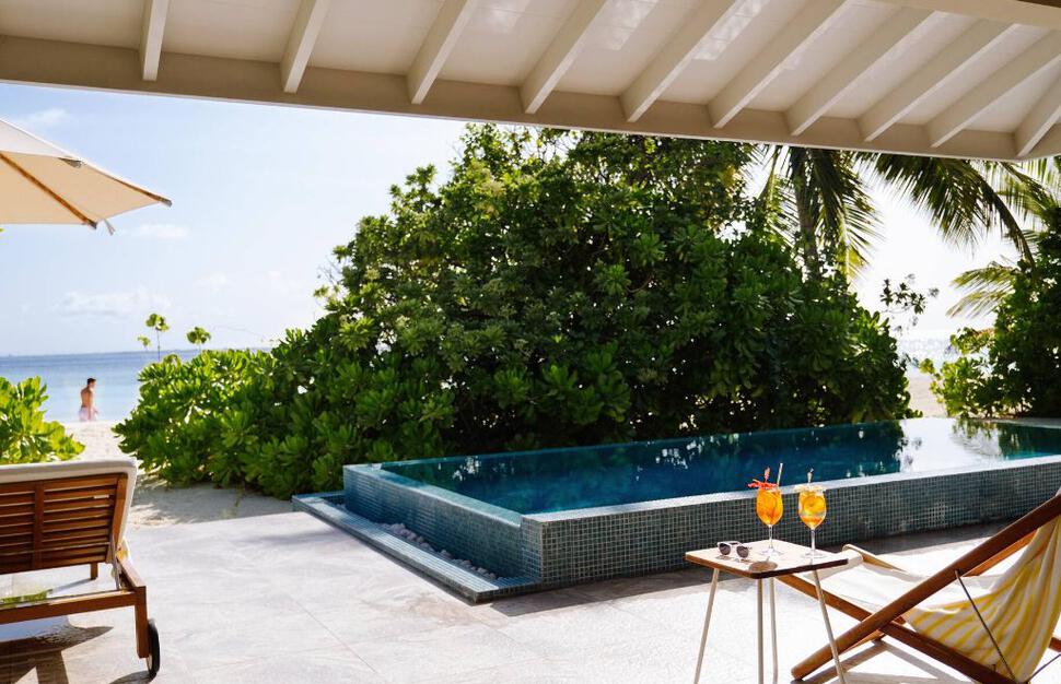 2 Bedroom Ocean Beach Pool Villa