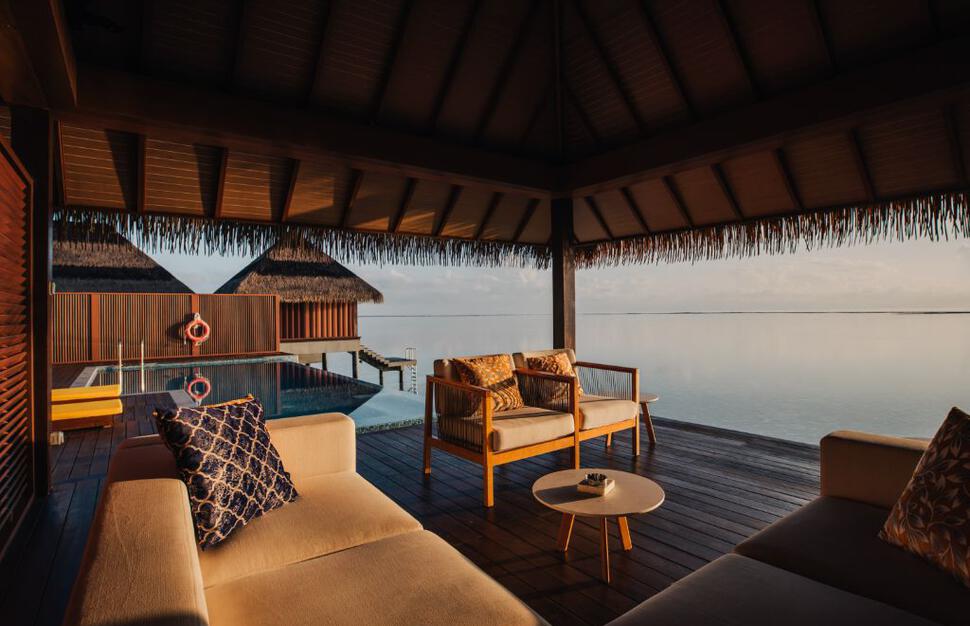 Sunset Ocean Pool Villa