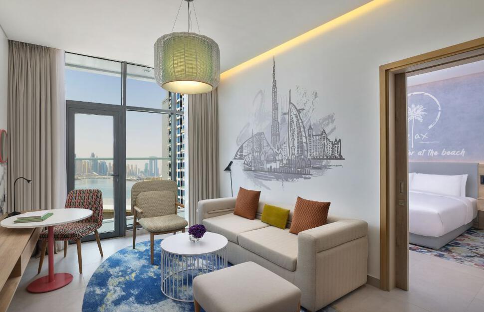 One Bedroom Sea View Suite with Balcony