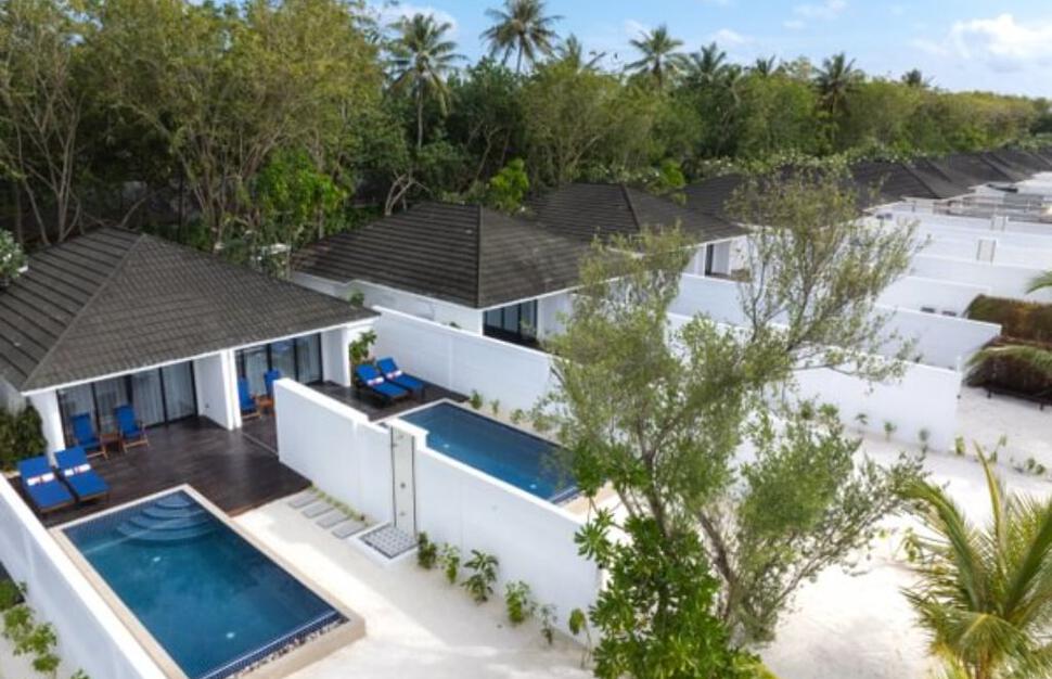 Two-Bedroom Beach Villa with Two Pools