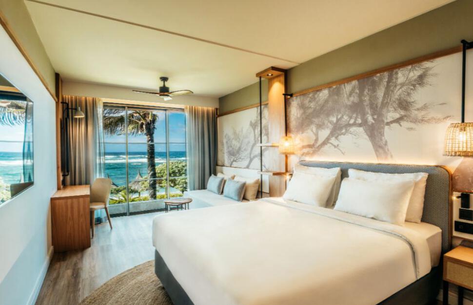 Superior Beachfront Room