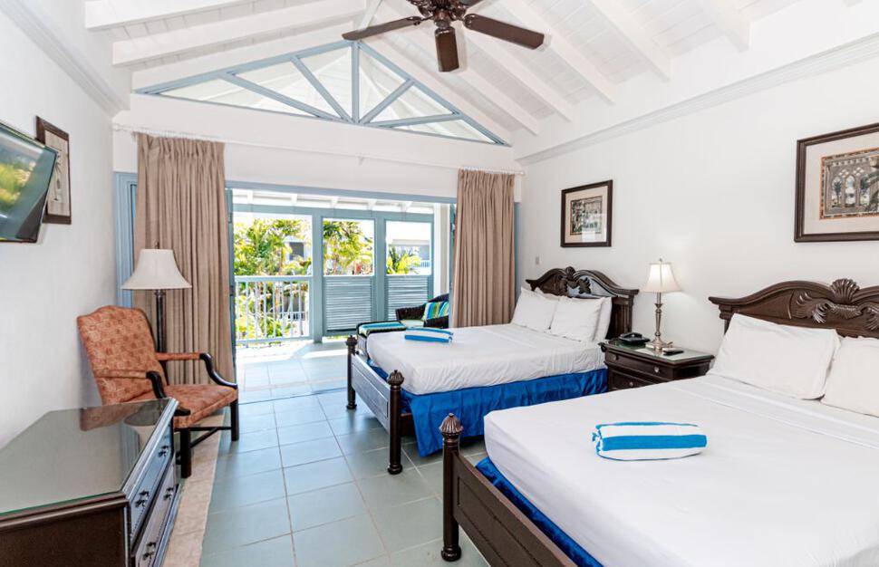 Deluxe Pool Access Double