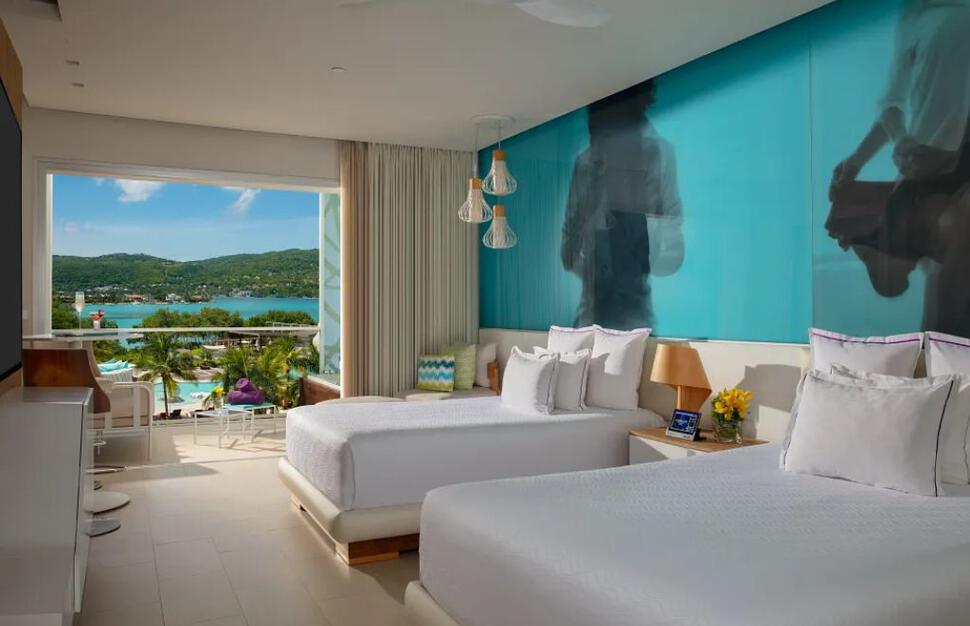 Allure Ocean View Suite