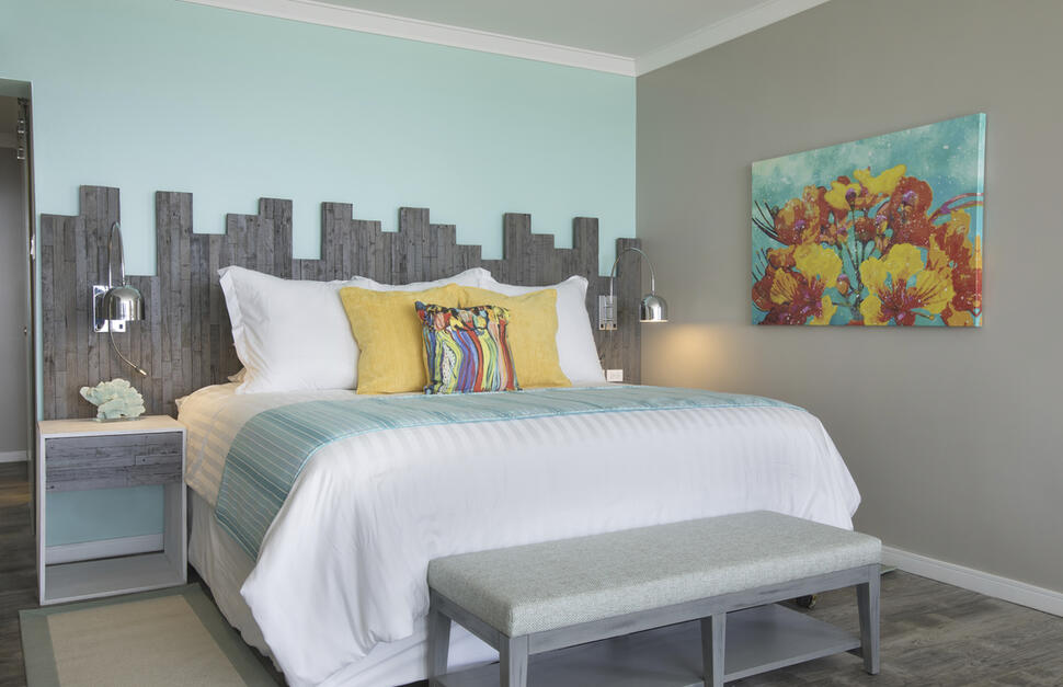 Luxury 4-Bedroom Suite