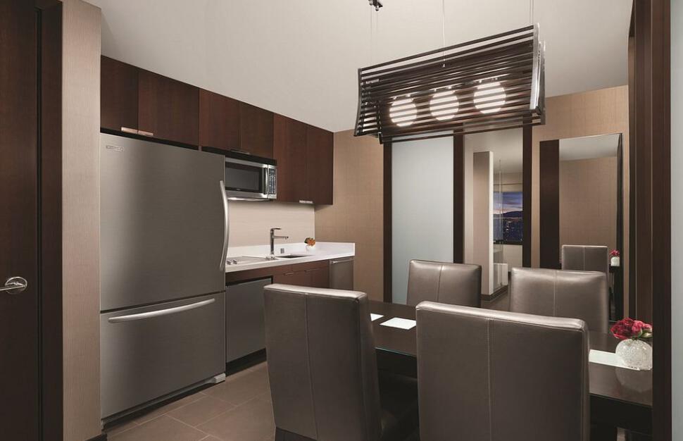 City Corner Suite