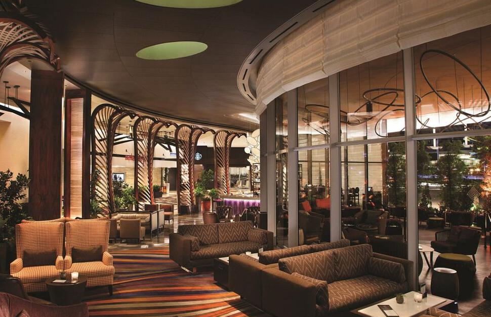 Vice Versa Lounge