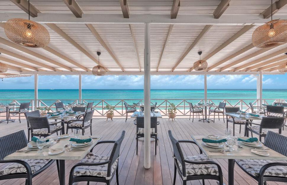 The Reef Bar & Grill